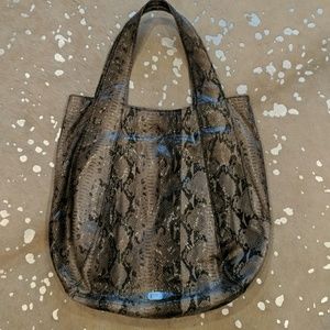 Bandolino faux snakeskin bag